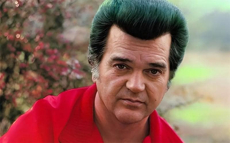 Conway Twitty – She’s A Woman All The Way