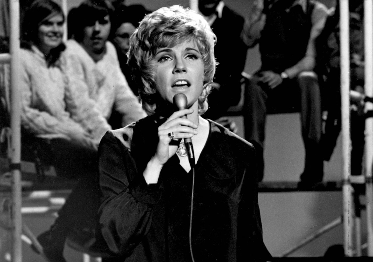 Anne Murray – You Needed Me