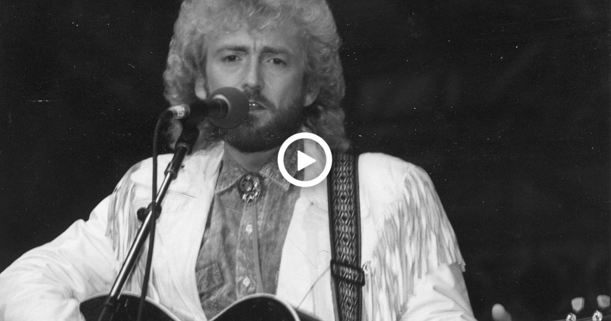 Keith Whitley – Don’t Close Your Eyes