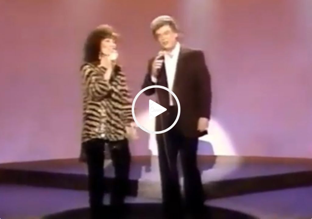 Loretta Lynn And Conway Twitty – Half As Much