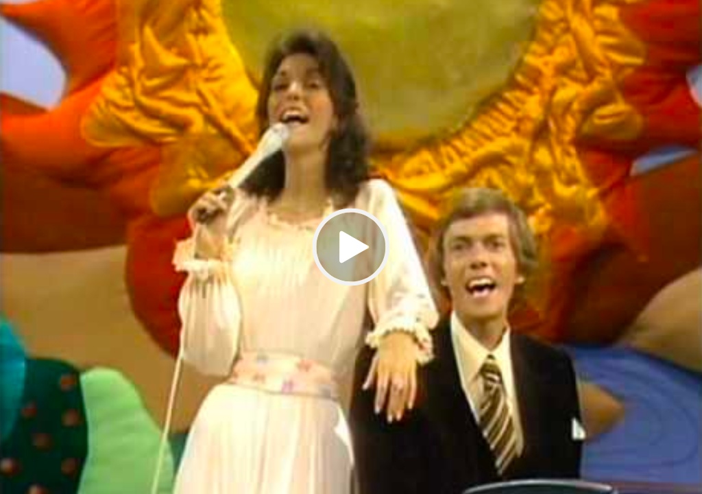 Top Of The World – Song by The Carpenters