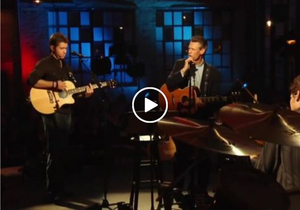 Randy Travis & Josh Turner Perform “Your Man”